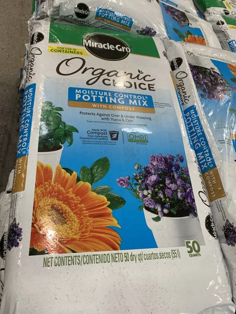 Costco Miracle Gro Organic Choice Potting Mix 50 Quart