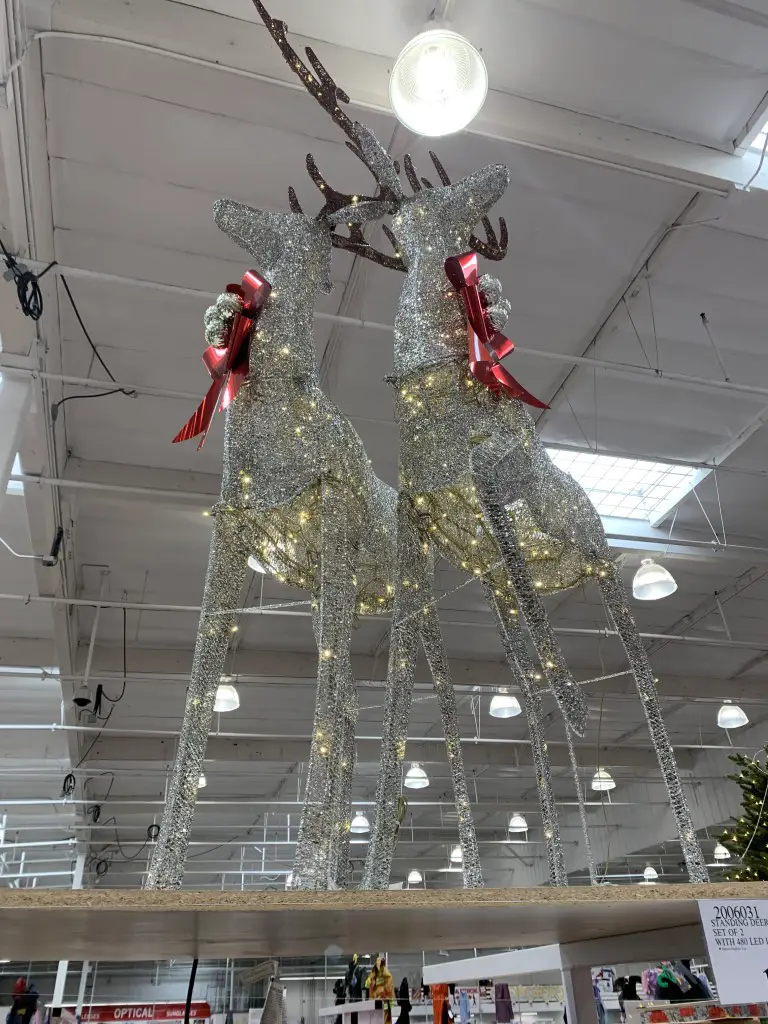 Costco Reindeer Set, Standing Deer with 480 LED Lights
